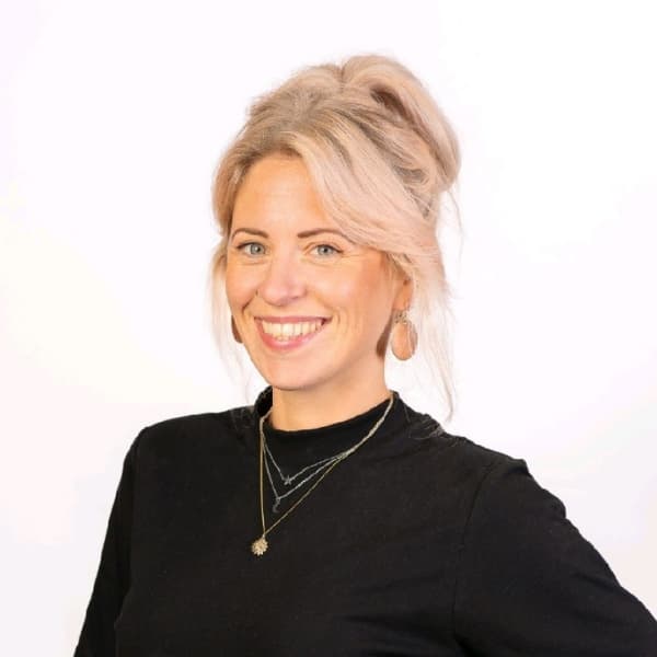 Nikki Schouwenaar